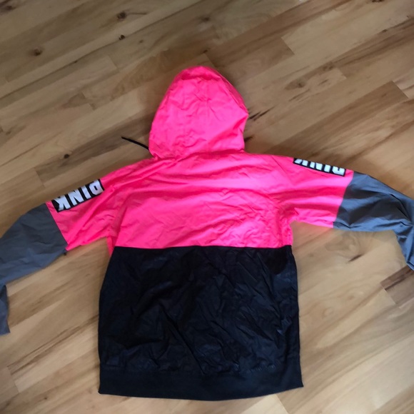 PINK windbreaker - Picture 3 of 4